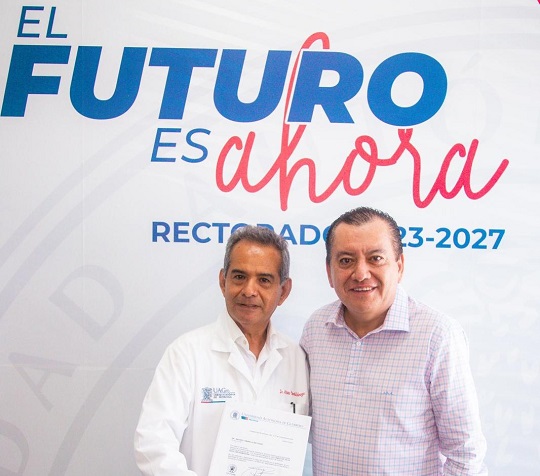 Nombran nuevo director de Medicina en la UAGro.